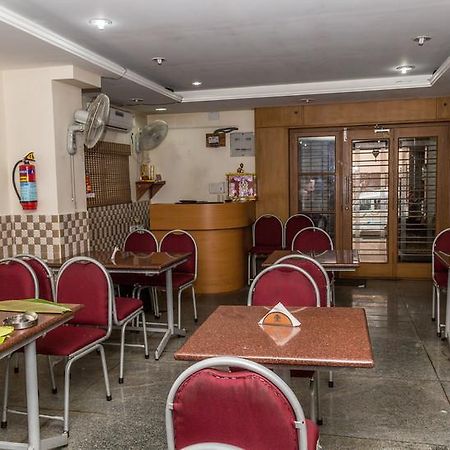 Hotel Metro Park Chennai Zewnętrze zdjęcie