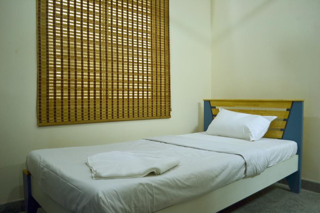 Hotel Metro Park Chennai Pokój zdjęcie