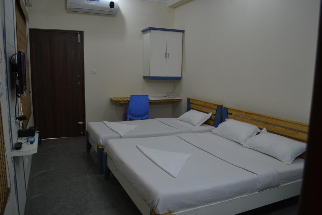 Hotel Metro Park Chennai Pokój zdjęcie