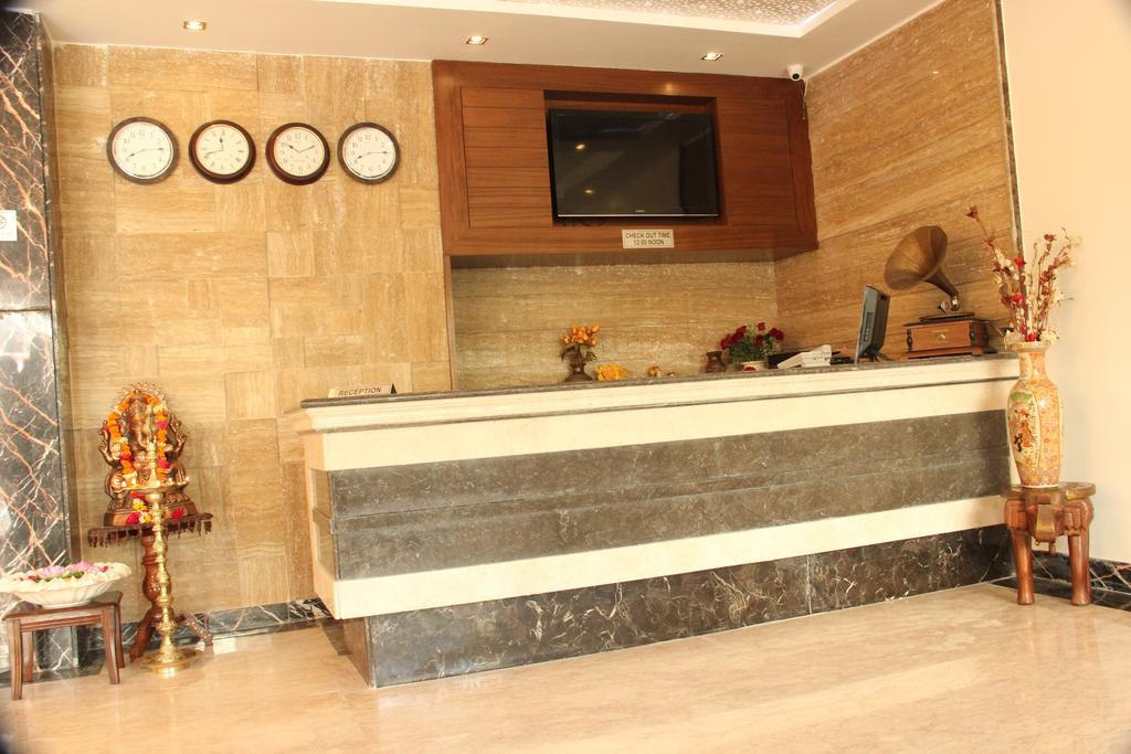 Hotel Metro Park Chennai Zewnętrze zdjęcie
